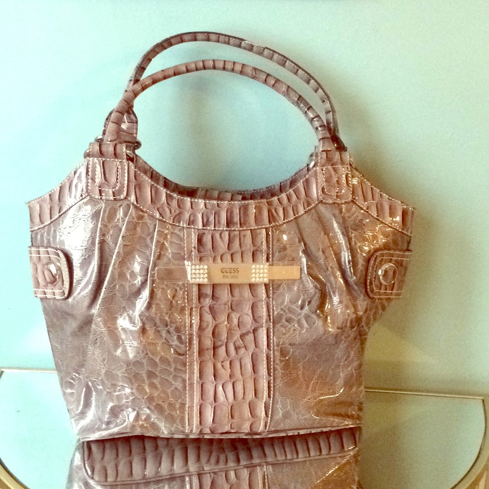New no labels, Large shoulder Guess bag